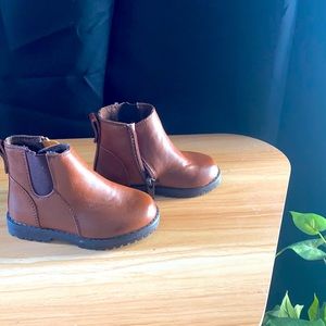 Brown ankle boots for kids